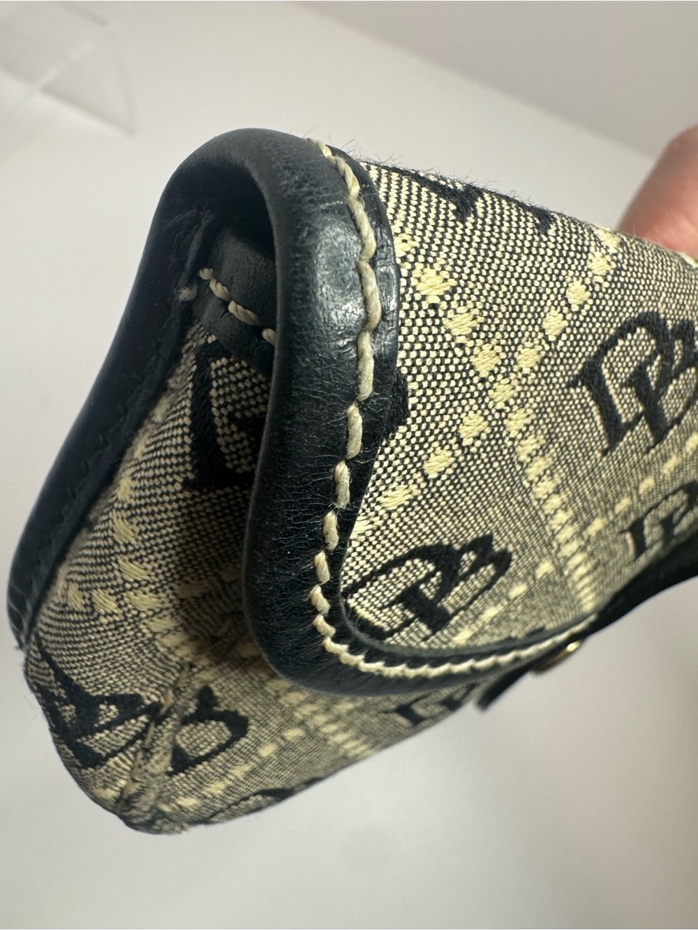 #306 Dooney & Bourke Monogram Wristlet Pouch - Picture 7 of 10